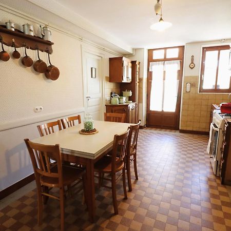 Location De Chambres Bienvenue Chez Meme Treigny Esterno foto